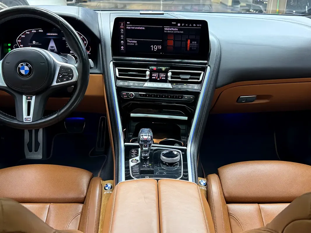 BMW 8 series M850i Steptronic xDrive (530 حصان) - 9