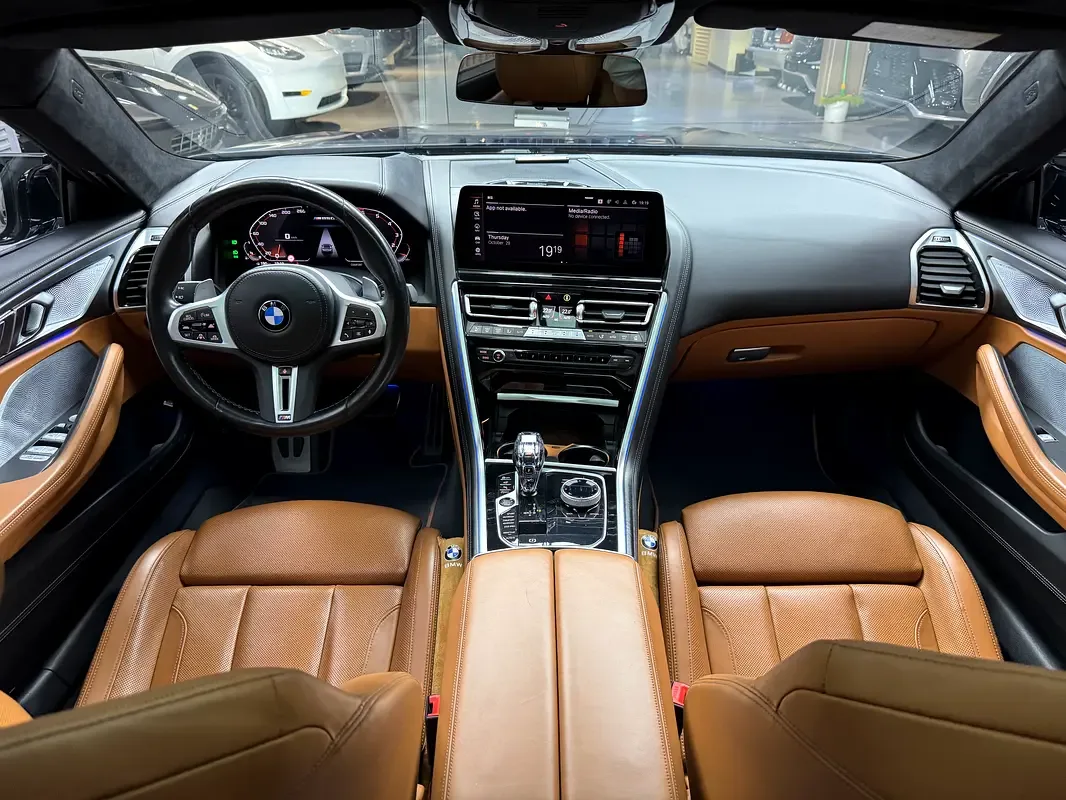 BMW 8 series M850i Steptronic xDrive (530 حصان) - 11