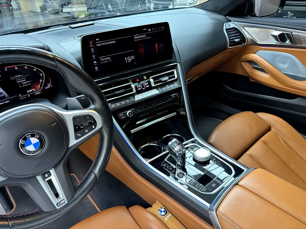 BMW 8 series M850i Steptronic xDrive (530 حصان) - 17