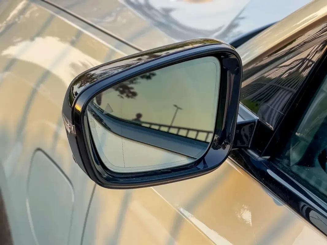 BMW i3 E AT RWD (286 حصان) - 10