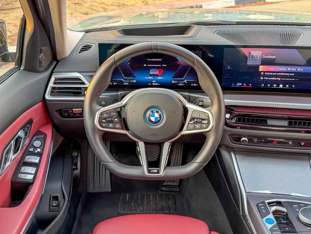 BMW i3 E AT RWD (286 حصان) - 14