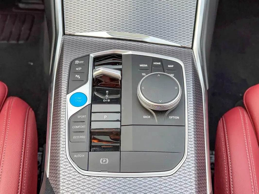 BMW i3 E AT RWD (286 حصان) - 17