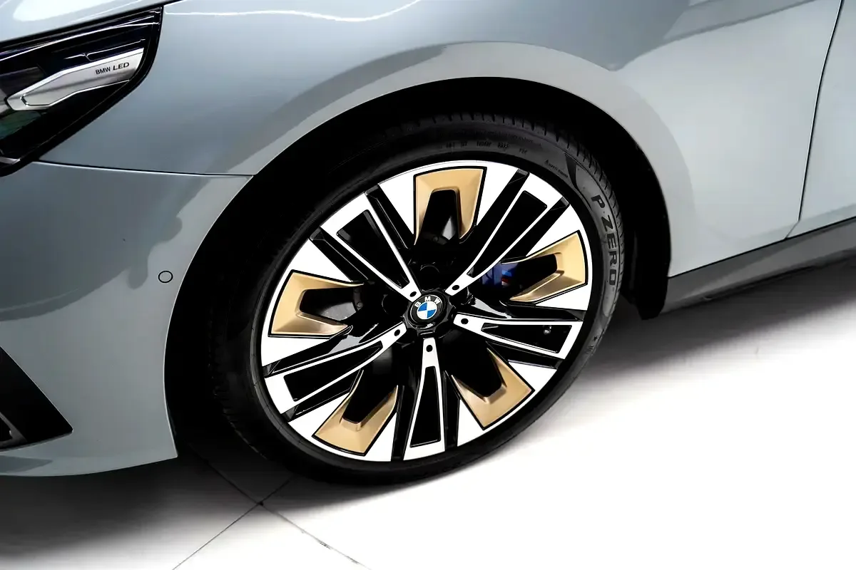 BMW i5 AT (340 hp) - 7