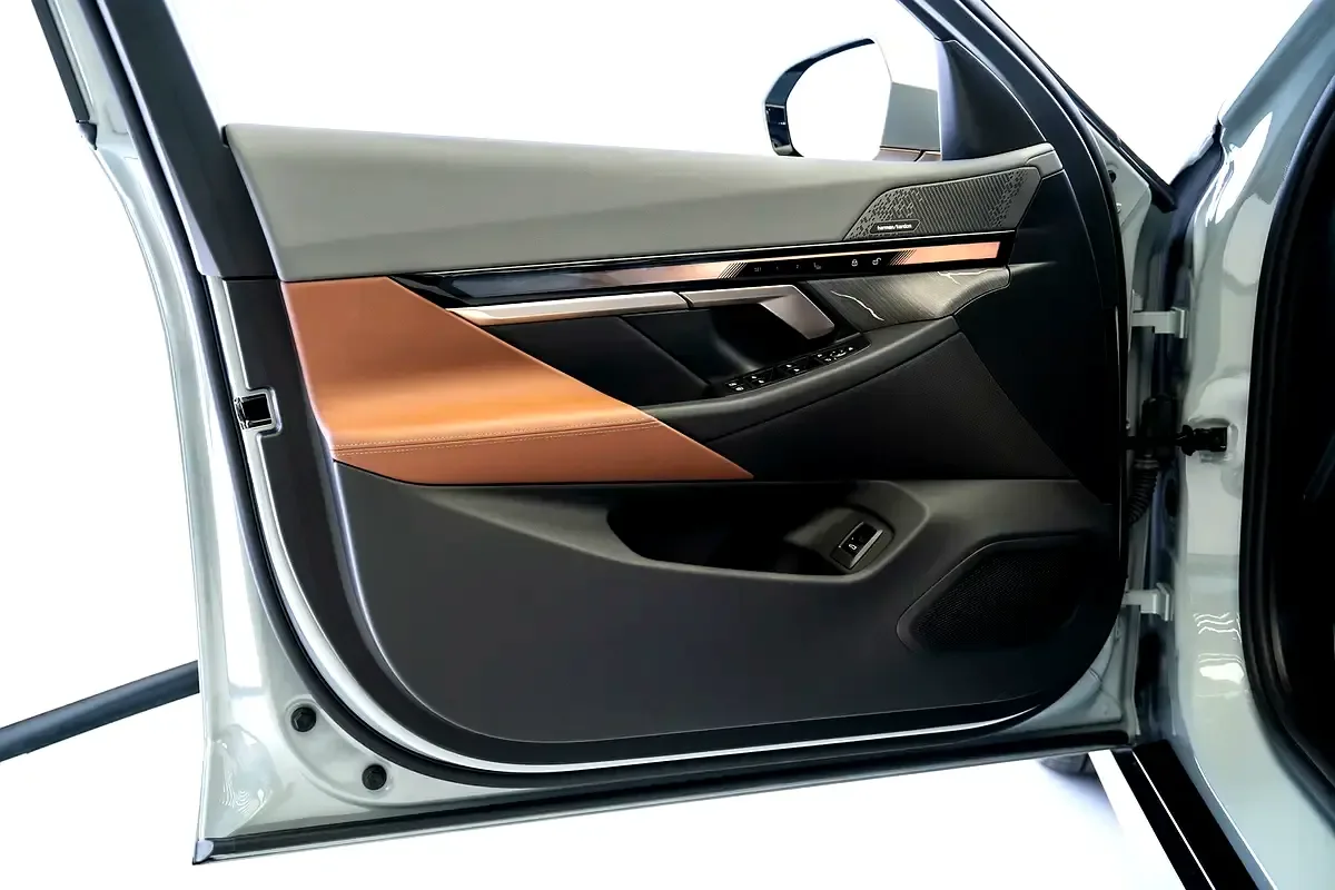 BMW i5 AT (340 hp) - 10