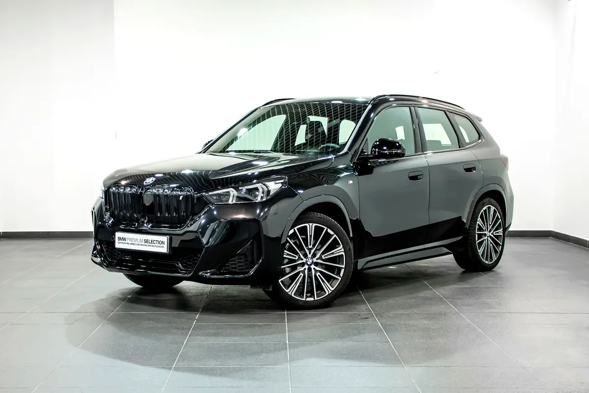BMW iX1 AT 4WD (313 hp)
