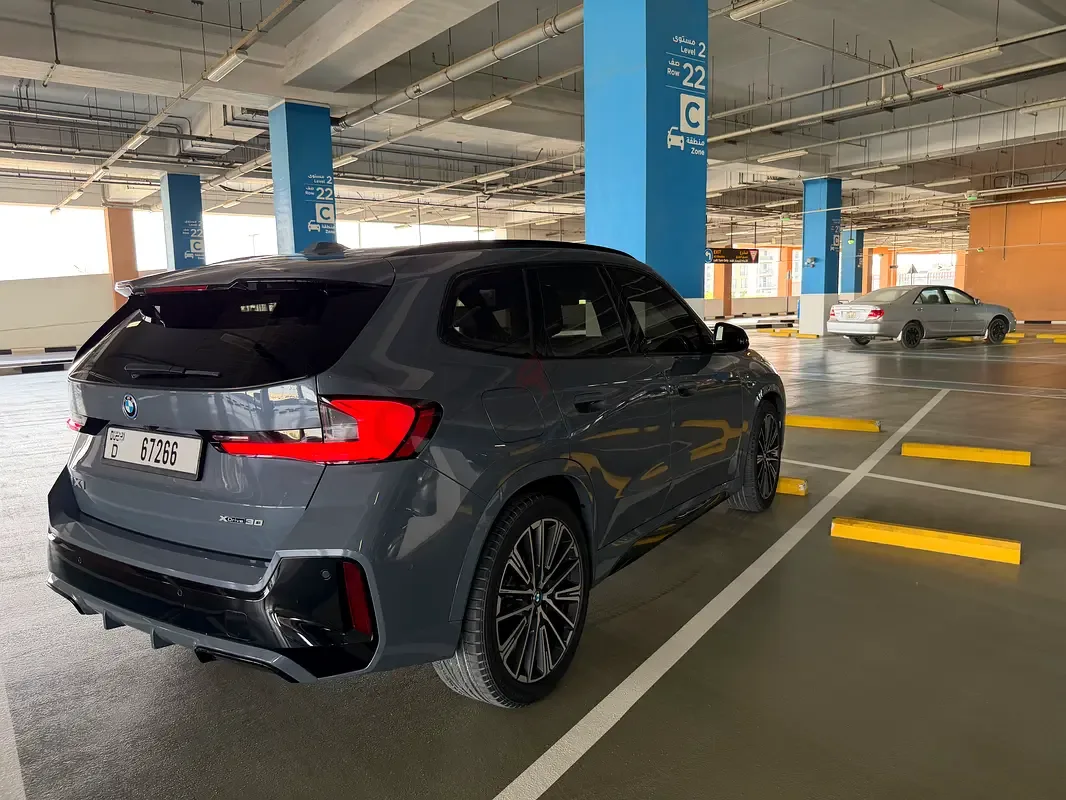 BMW iX1 AT 4WD (313 hp) - 9