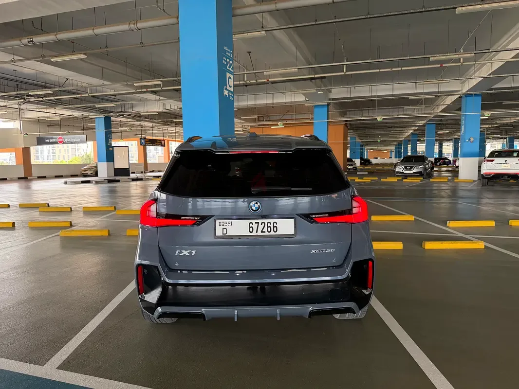 BMW iX1 AT 4WD (313 hp) - 8
