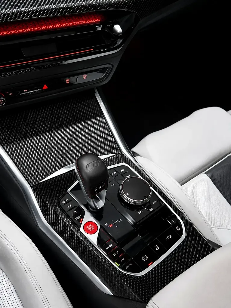 BMW M4 3.0 AT 4WD (550 حصان) - 7