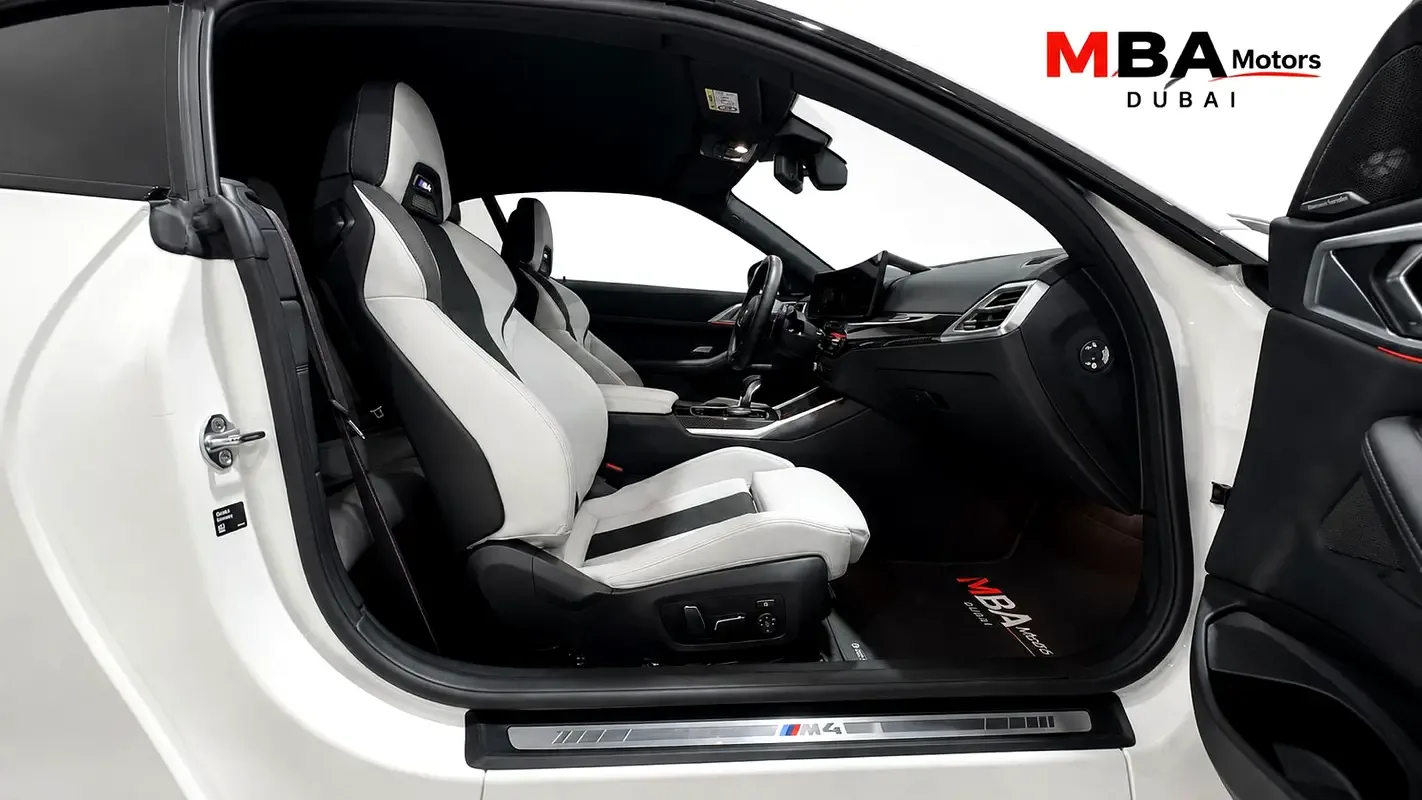 BMW M4 3.0 AT 4WD (550 حصان) - 11