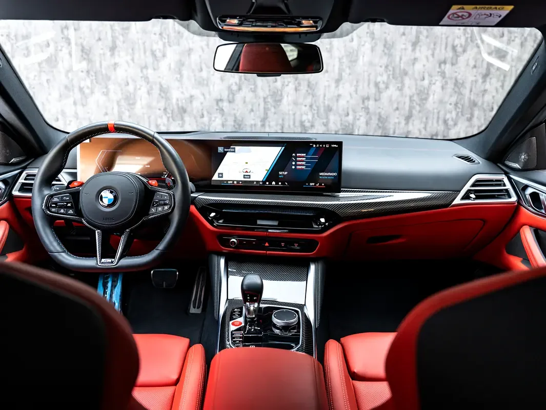 BMW M4 3.0 AT 4WD (550 حصان) - 15