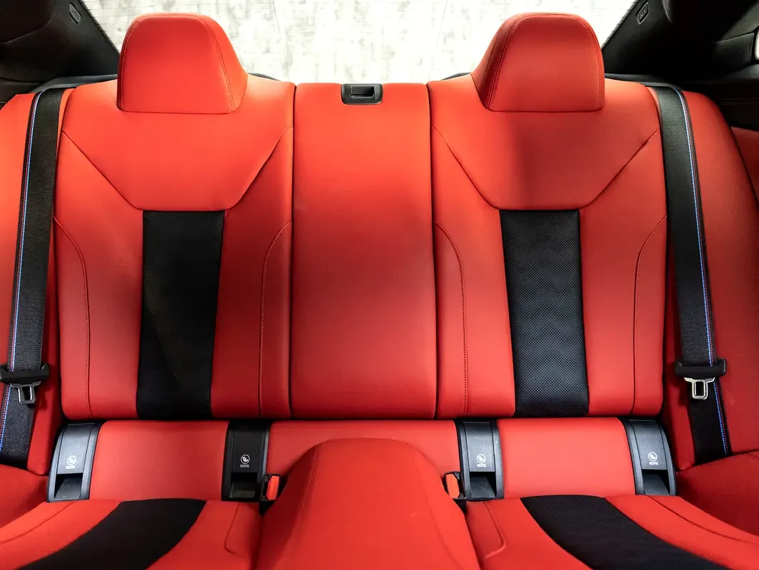 BMW M4 3.0 AT 4WD (550 حصان) - 17