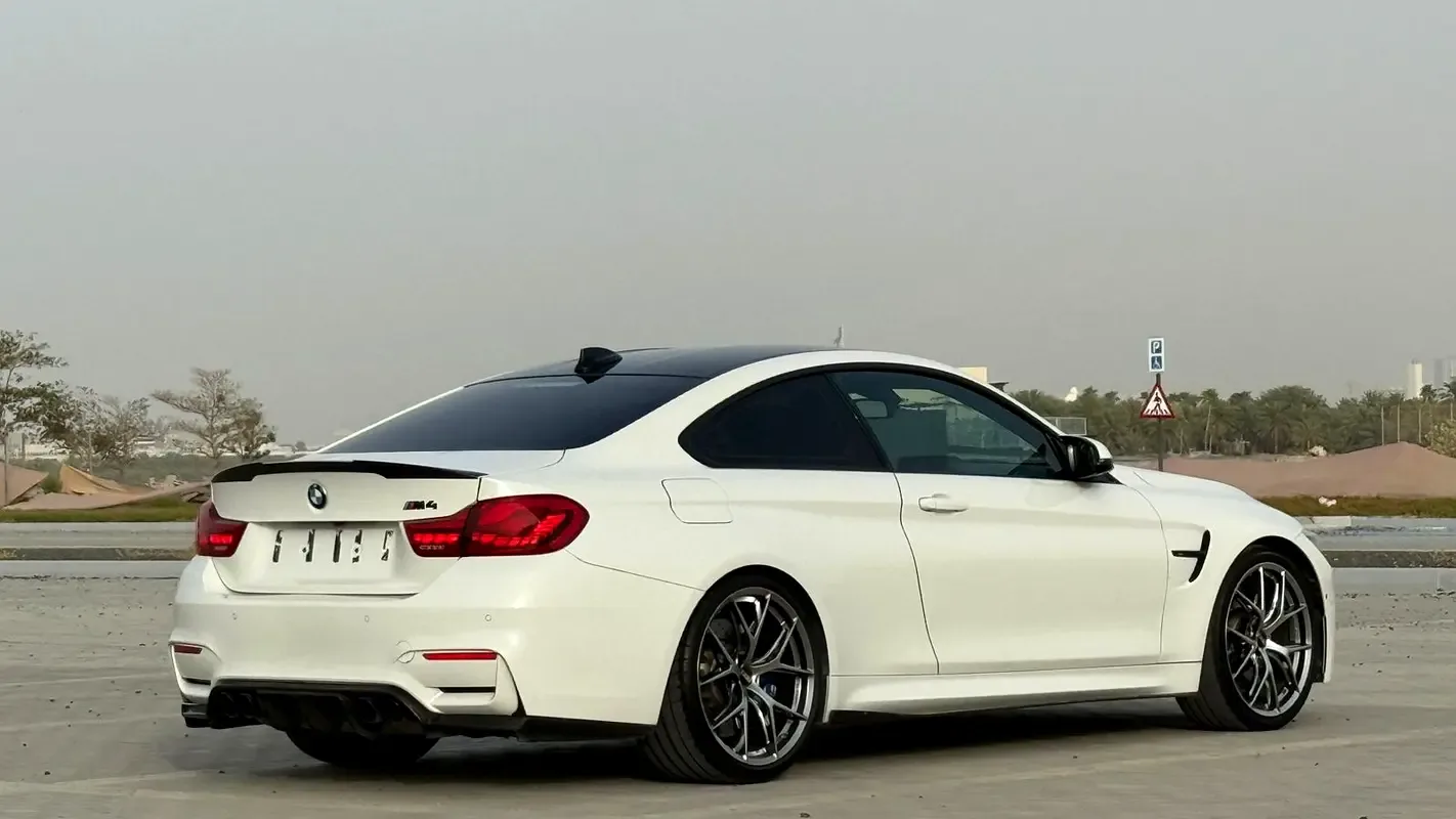 BMW M4 3.0 Competition Package DCT (450 hp) - 4