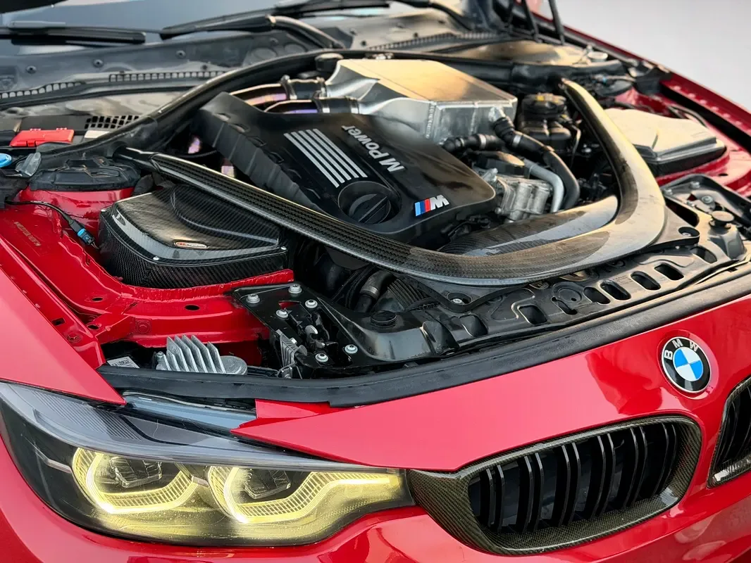 BMW M4 CS 3.0 DCT (460 حصان) - 5
