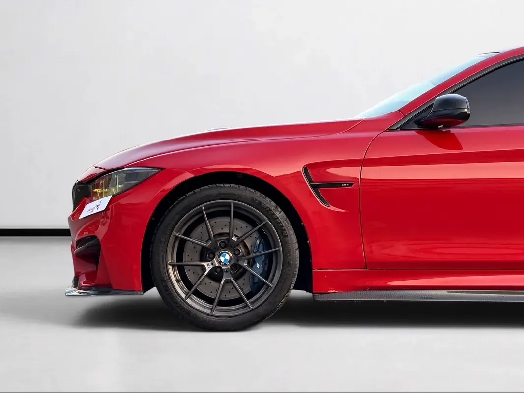 BMW M4 CS 3.0 DCT (460 حصان) - 12