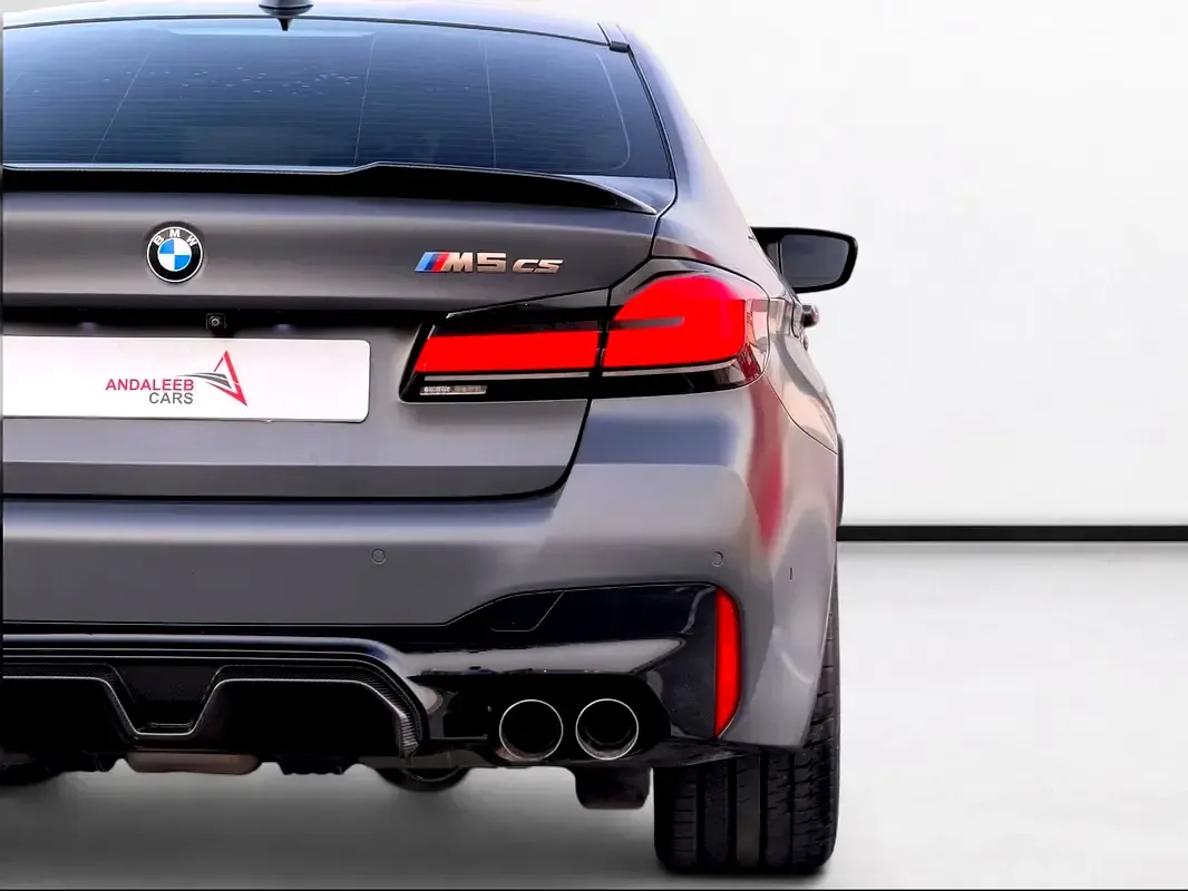 BMW M5 4.4 AT 4WD (635 حصان) - 12