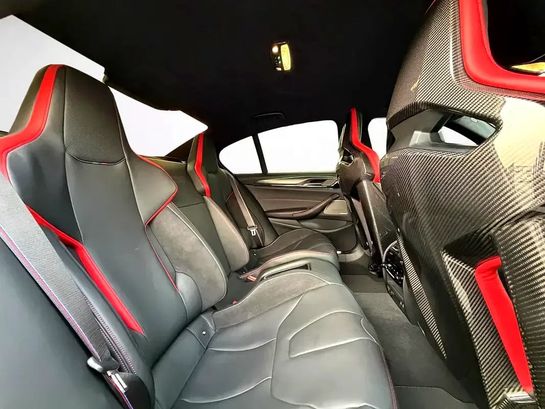 BMW M5 4.4 AT 4WD (635 حصان) - 18
