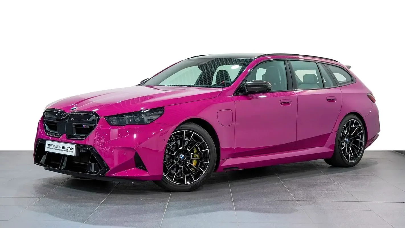 BMW M5 4.4 AT 4WD (727 hp)