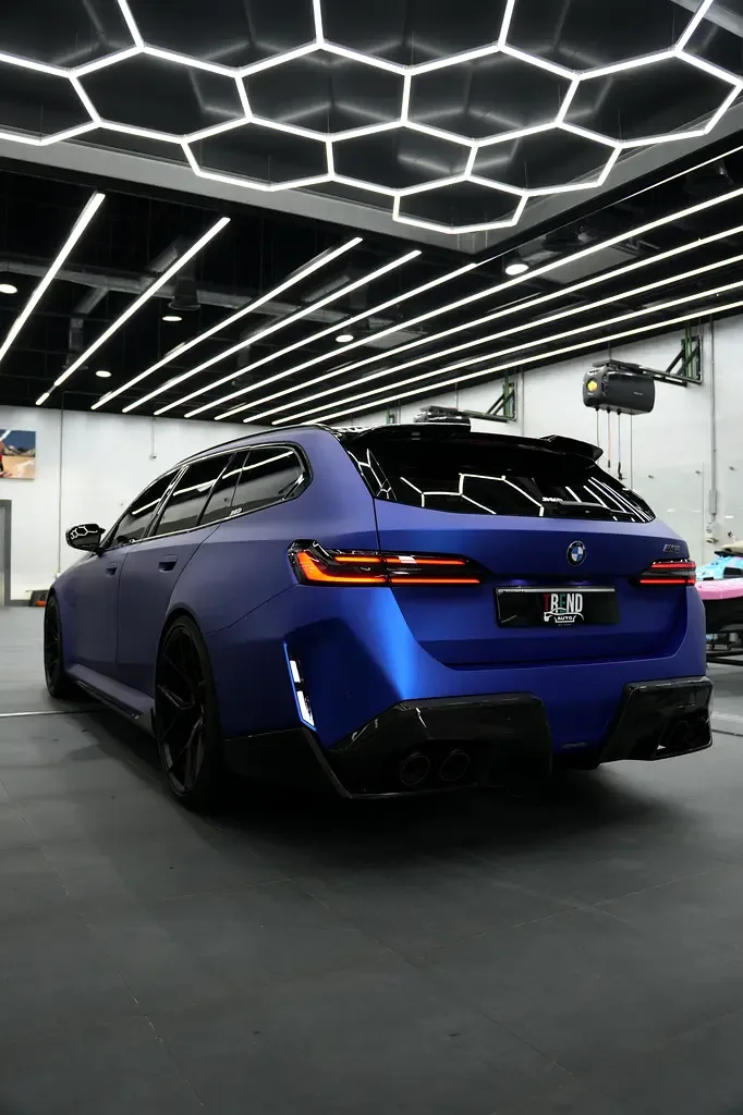 BMW M5 4.4 AT 4WD (727 hp) - 9