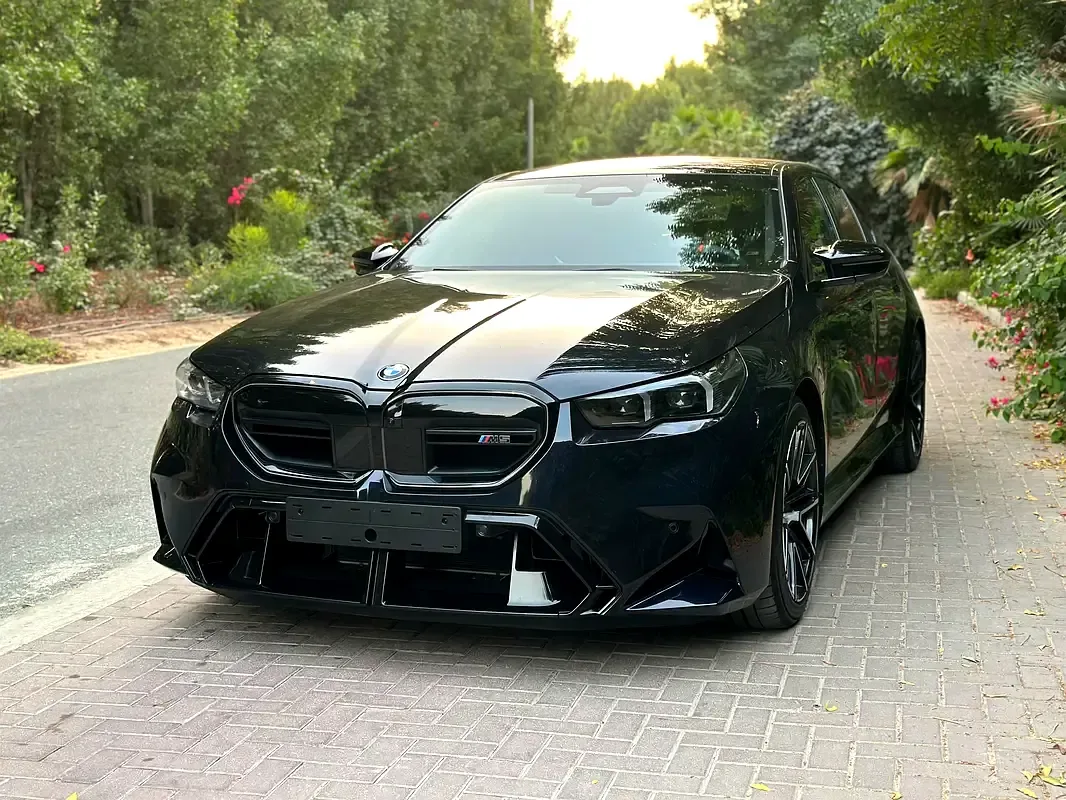 BMW M5 4.4 AT 4WD (727 حصان) - 7