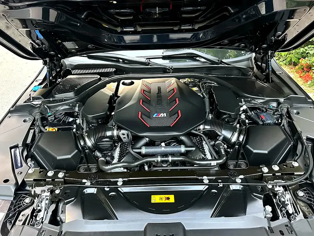 BMW M5 4.4 AT 4WD (727 حصان) - 17