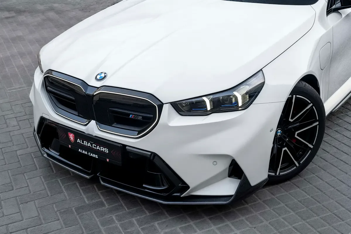 BMW M5 4.4 AT 4WD (727 hp) - 7