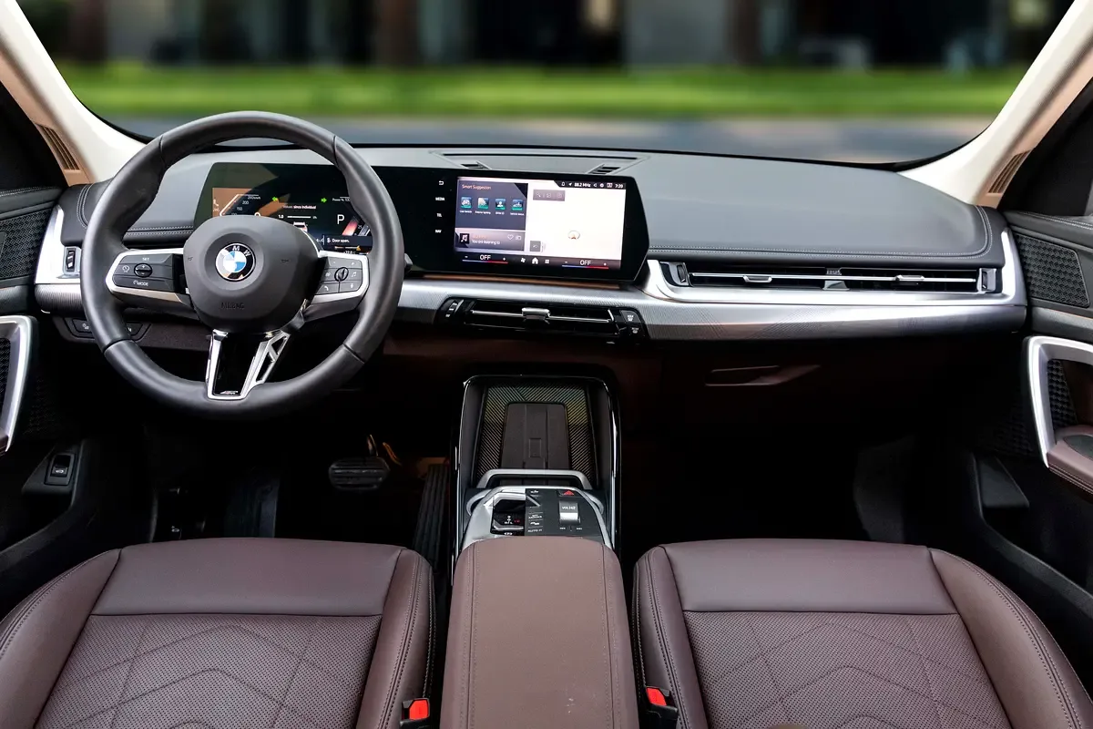 BMW X1 2.0 AMT 4WD (241 حصان) - 8
