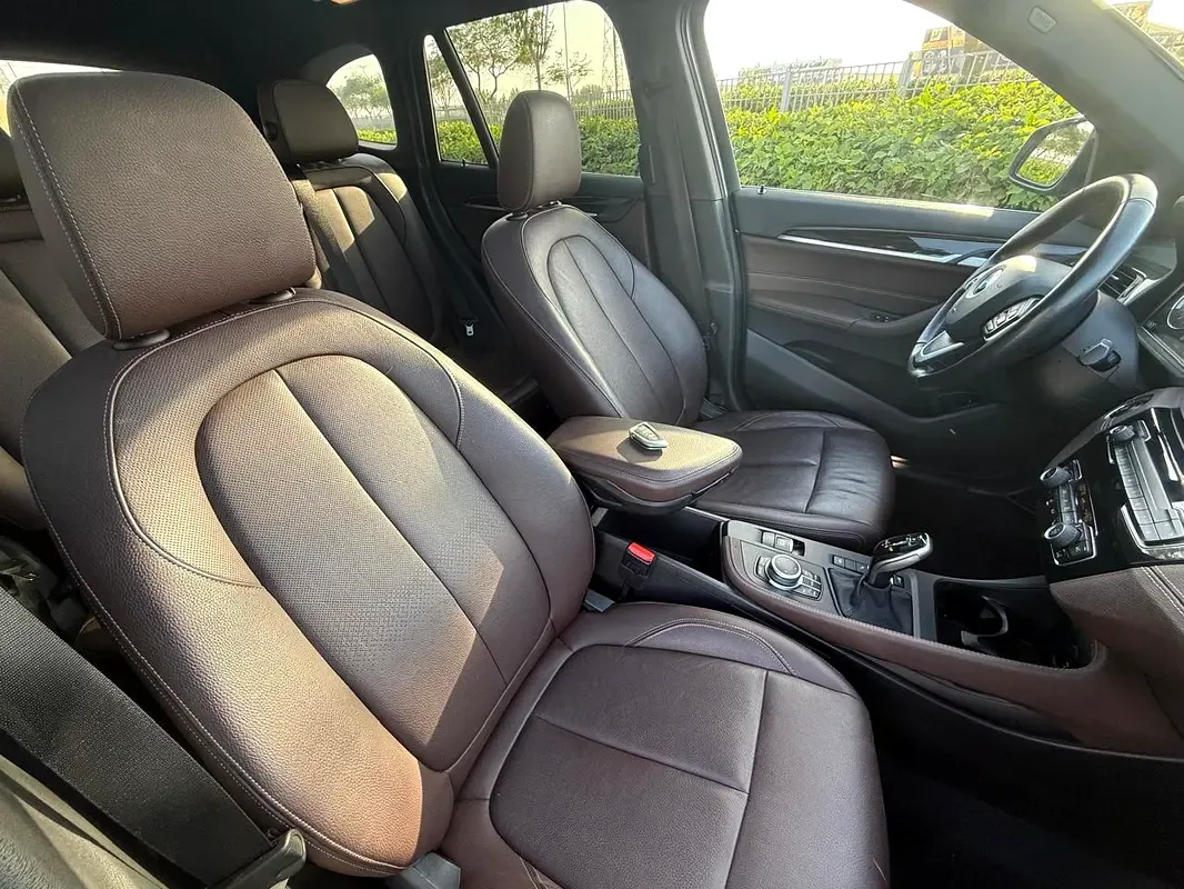 BMW X1 2.0 AT (231 hp) - 13