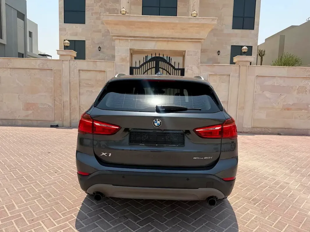 BMW X1 20i sDrive Steptronic (192 حصان) - 11