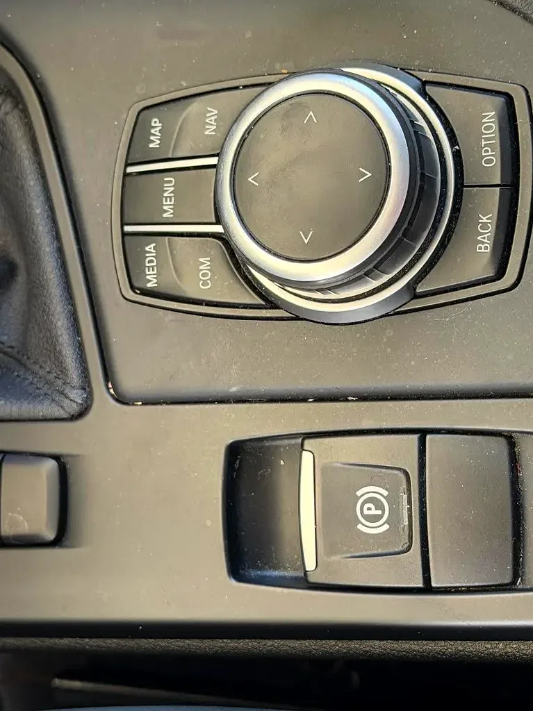 BMW X1 20i sDrive Steptronic (192 حصان) - 20
