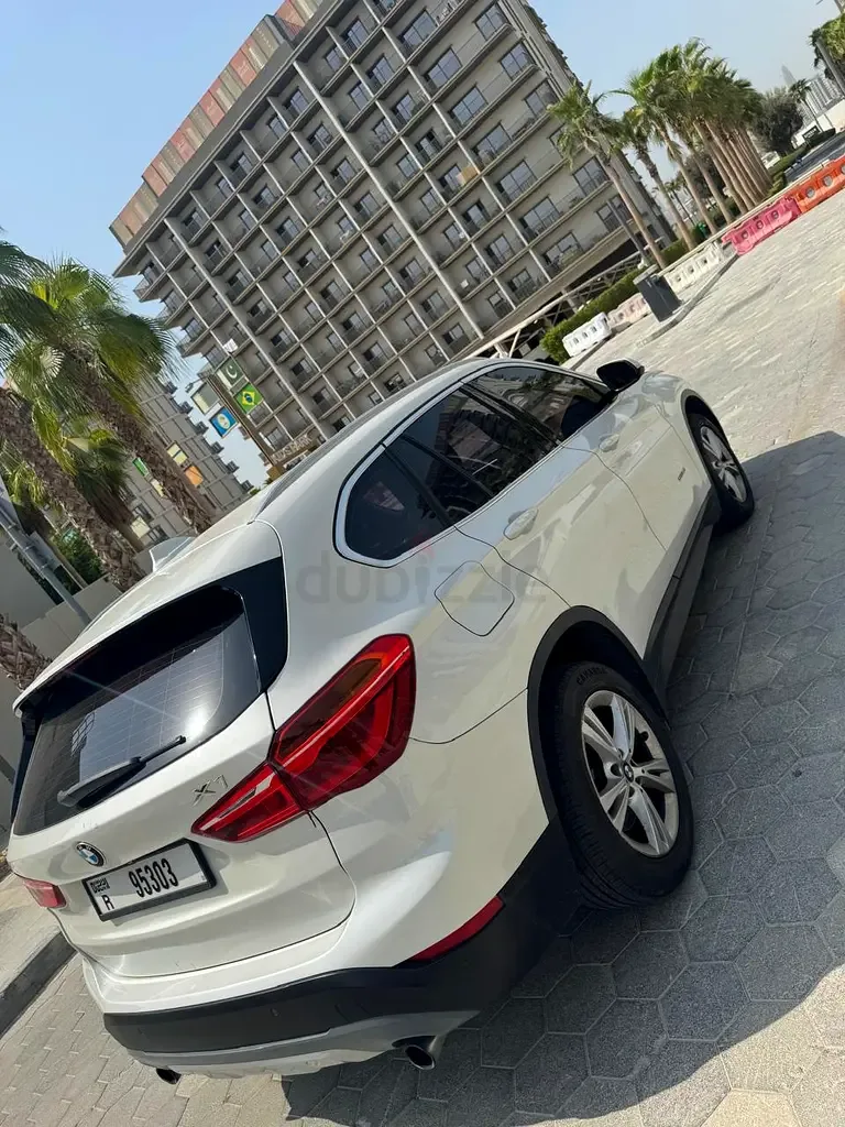 BMW X1 20i xDrive Steptronic (192 hp) - 3