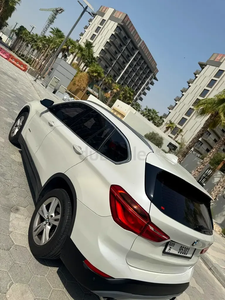 BMW X1 20i xDrive Steptronic (192 hp) - 4