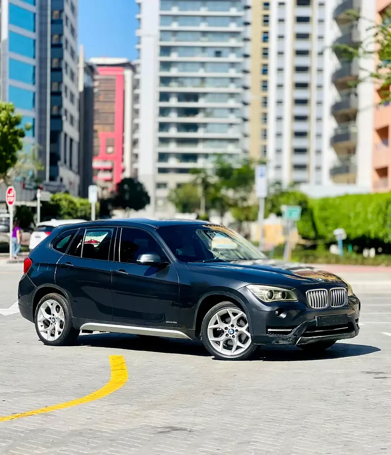 BMW X1 sDrive18i AT (150 حصان) - 3