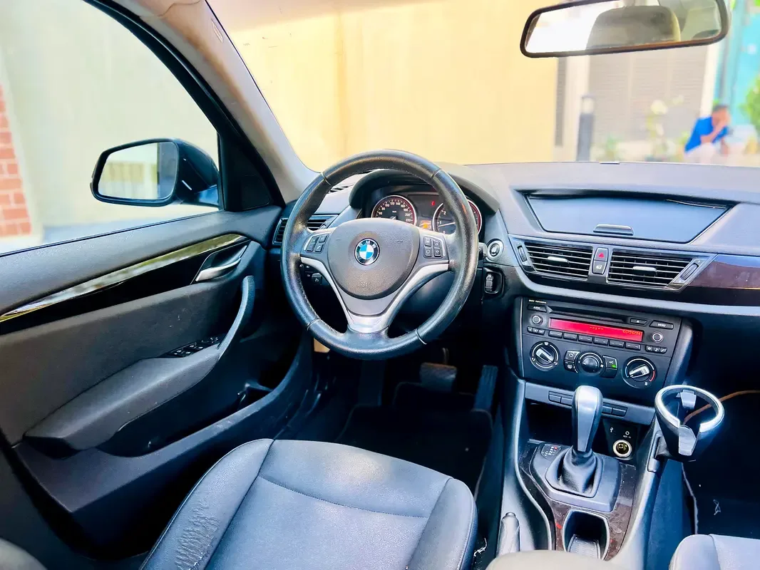 BMW X1 sDrive18i AT (150 حصان) - 10