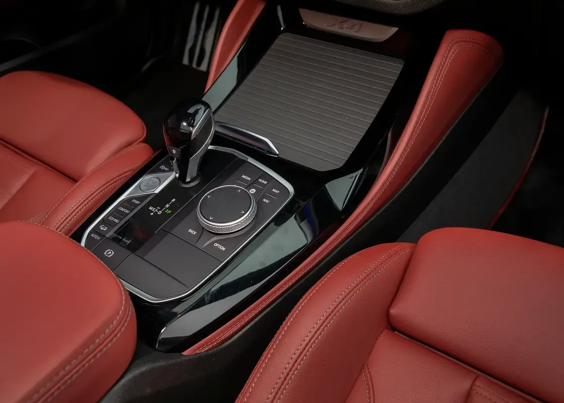BMW X4 2.0 AT 4WD (249 hp) - 13