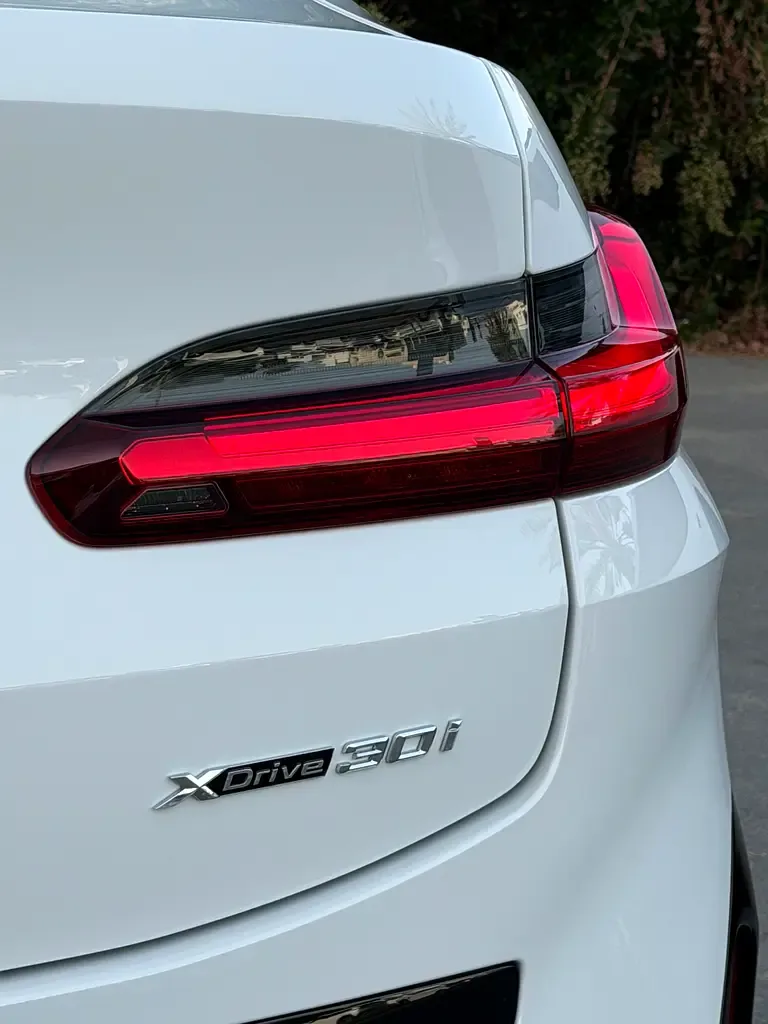 BMW X4 2.0 AT 4WD (249 حصان) - 9