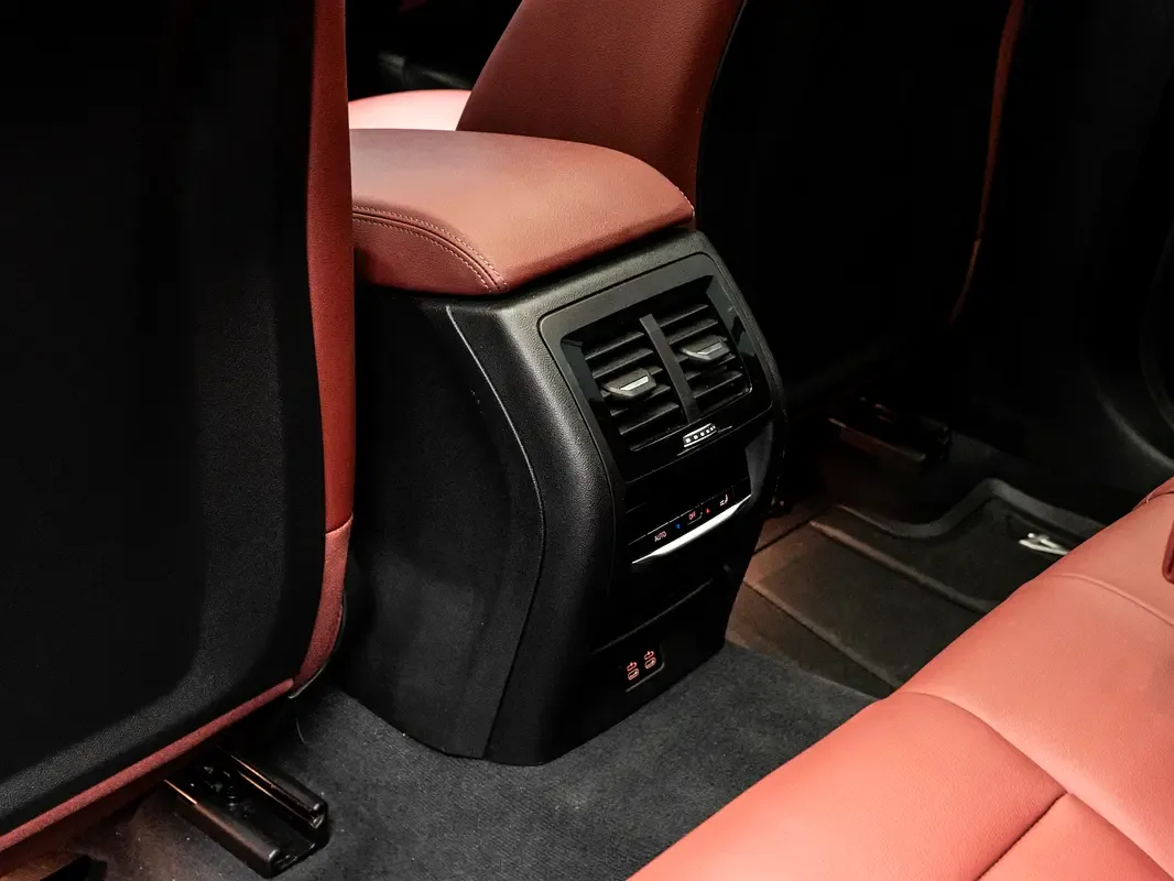 BMW X4 3.0 AT 4WD (360 حصان) - 19