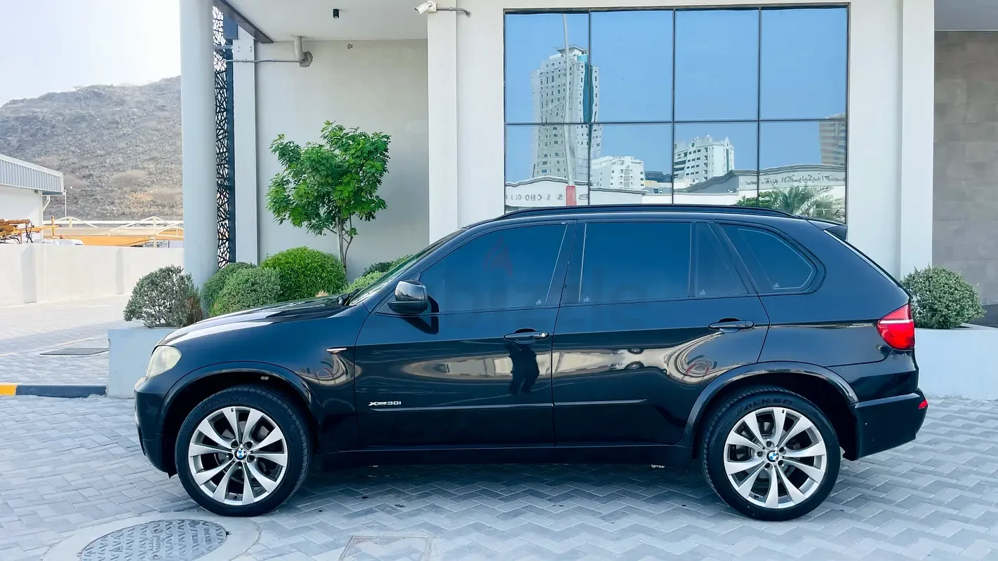 BMW X5 3.0 AT (264 hp)