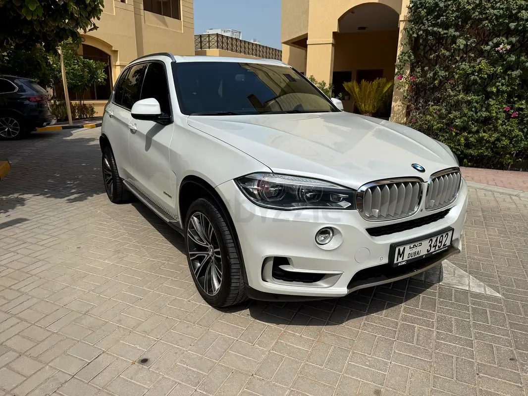 BMW X5 3.0 AT (340 حصان) - 2