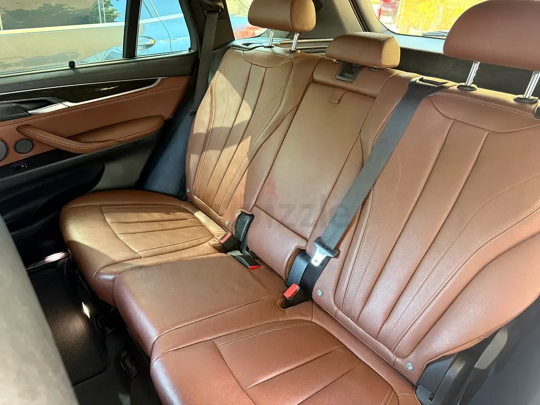 BMW X5 3.0 AT (340 حصان) - 9