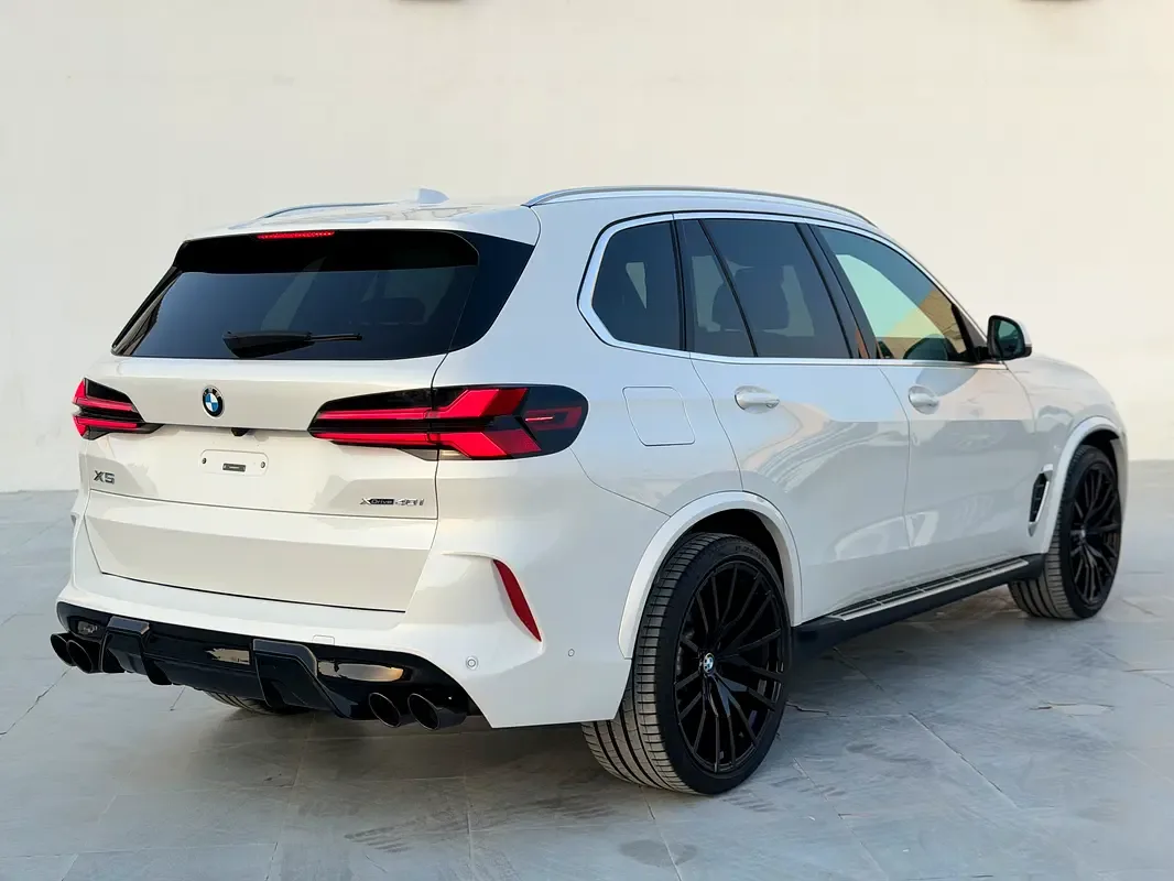 BMW X5 3.0 AT 4WD (381 حصان) - 5
