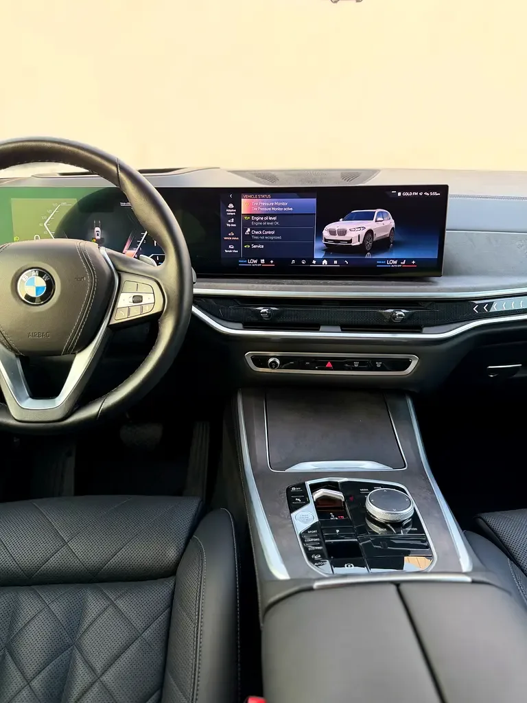 BMW X5 3.0 AT 4WD (381 حصان) - 11