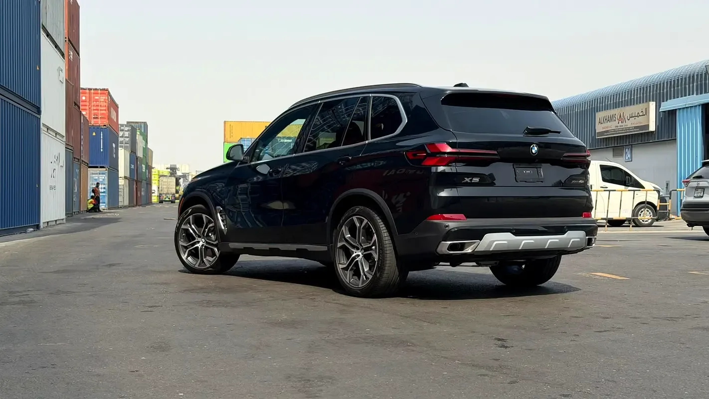 BMW X5 3.0 AT 4WD (381 حصان) - 4