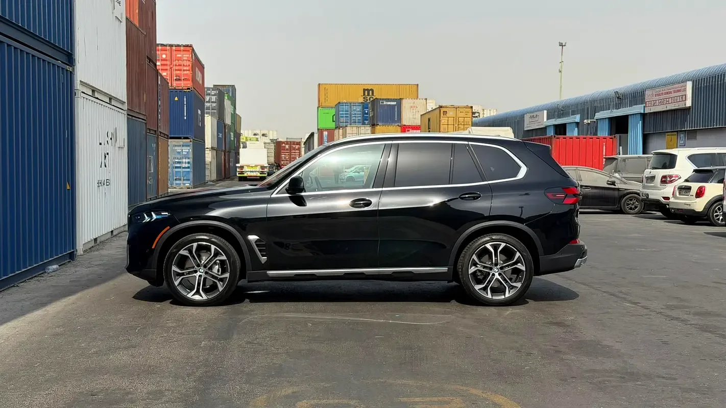 BMW X5 3.0 AT 4WD (381 حصان) - 7