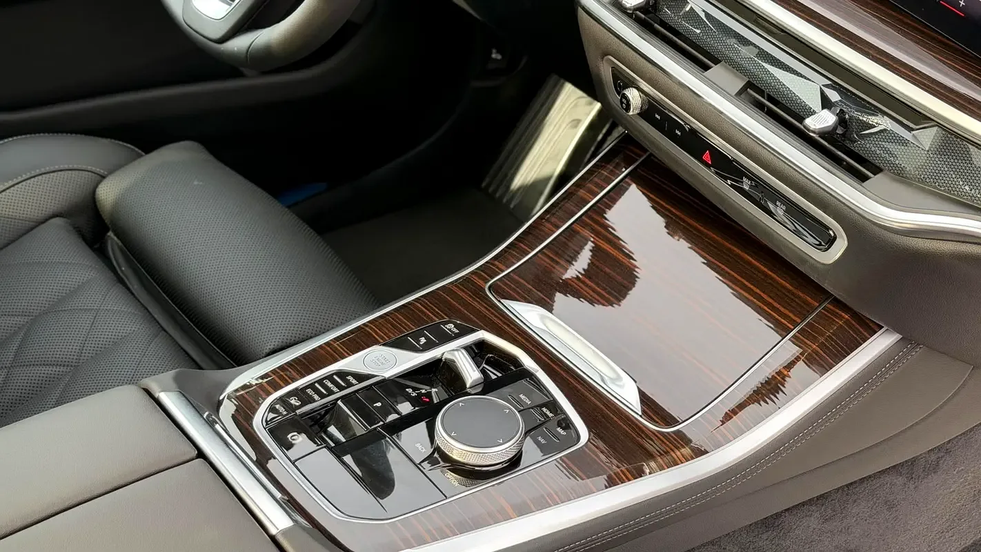 BMW X5 3.0 AT 4WD (381 حصان) - 17