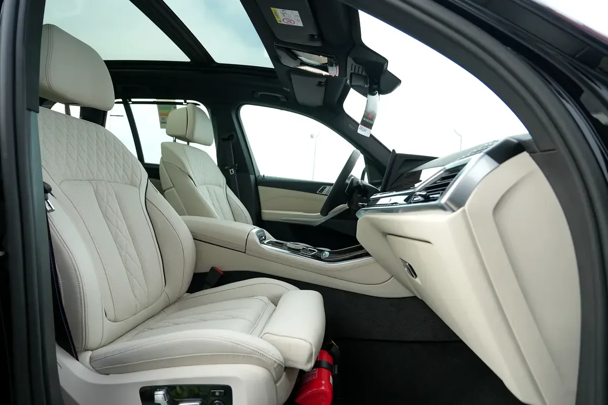 BMW X5 3.0 AT 4WD (381 حصان) - 12