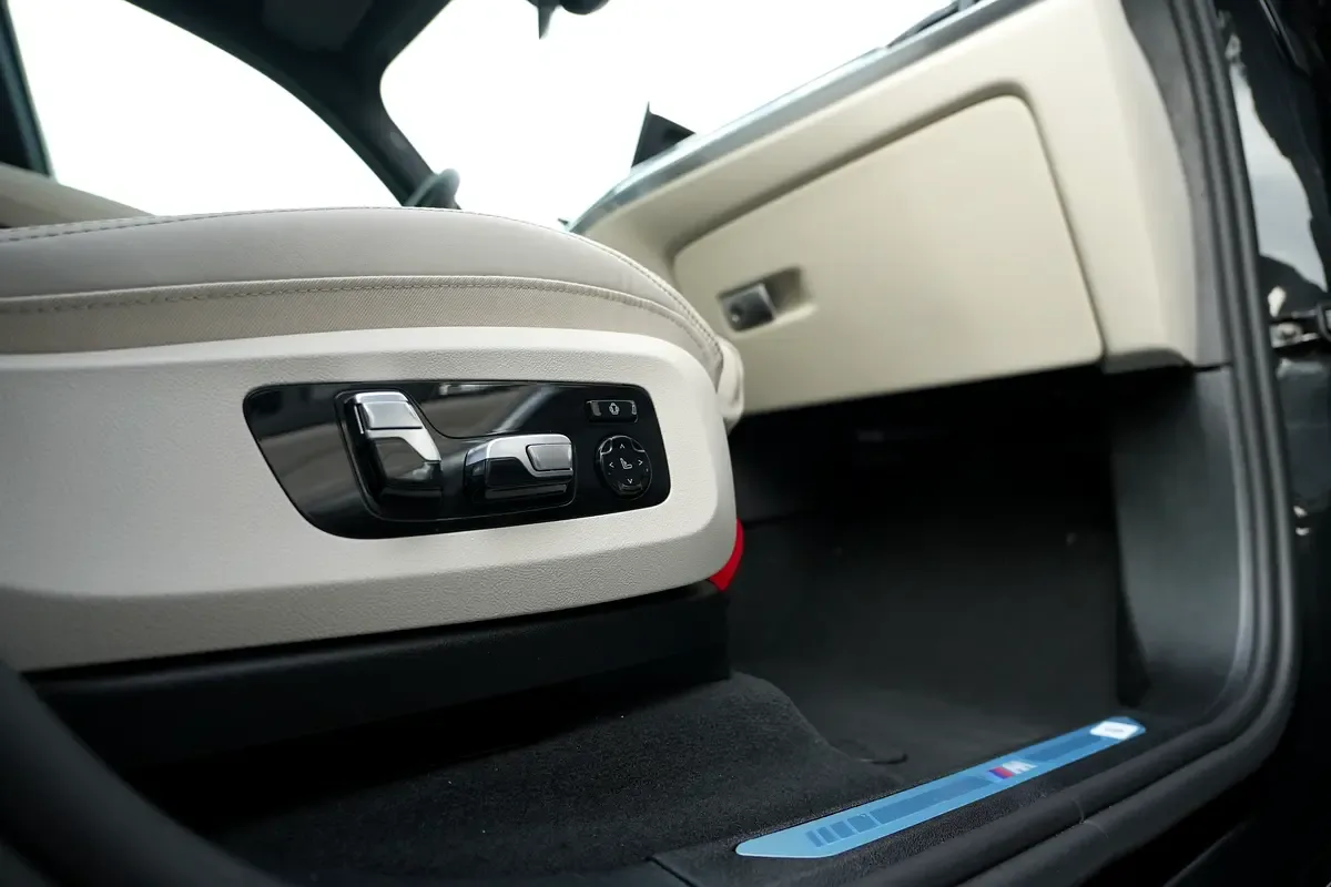 BMW X5 3.0 AT 4WD (381 حصان) - 13