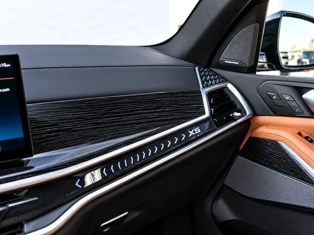 BMW X5 3.0 AT 4WD (381 hp) - 16