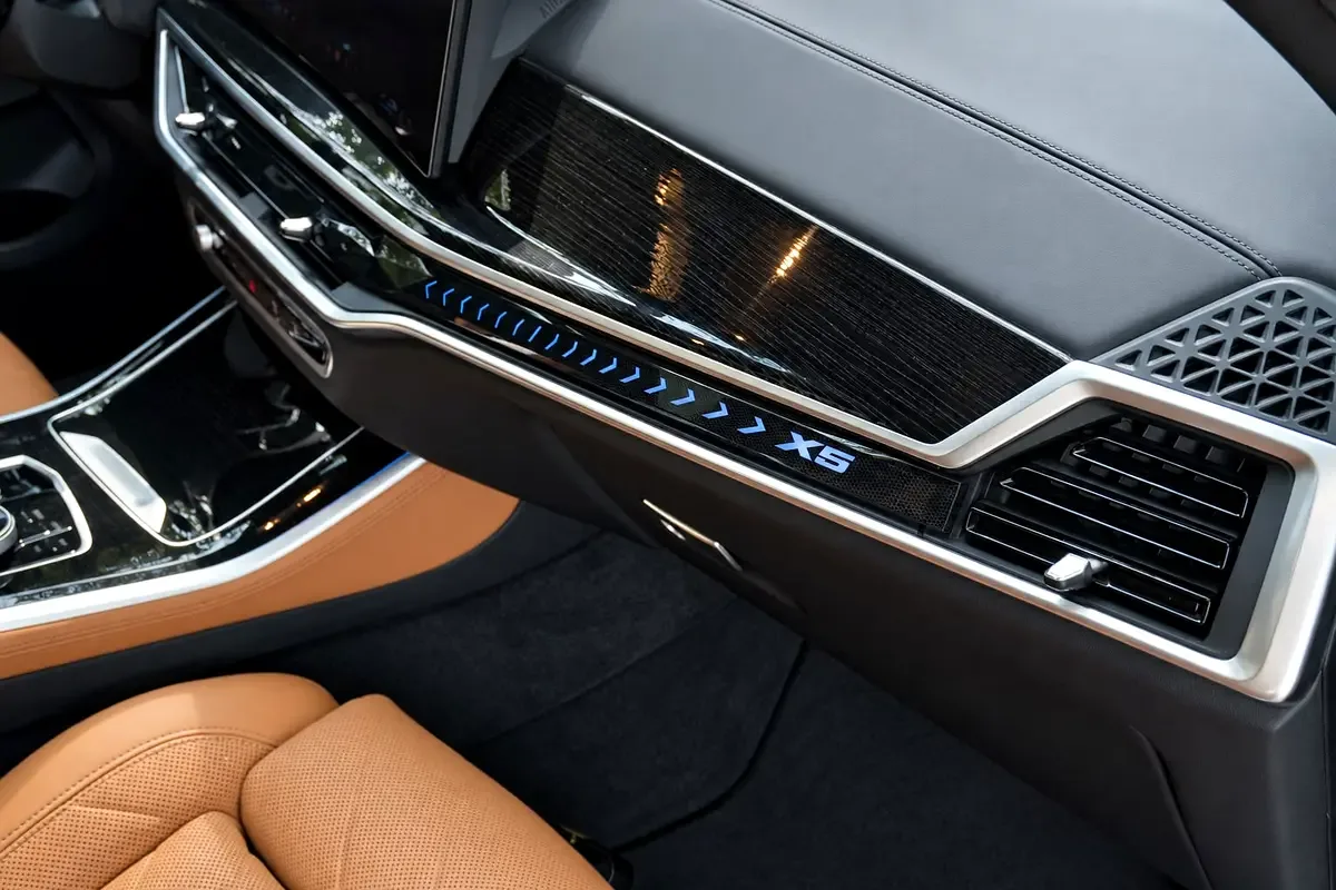 BMW X5 3.0 AT 4WD (381 حصان) - 12