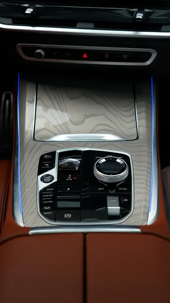 BMW X5 3.0 AT RWD (375 حصان) - 9