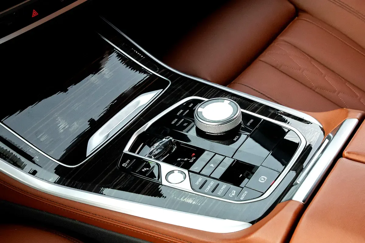 BMW X5 3.0 AT RWD (375 حصان) - 8